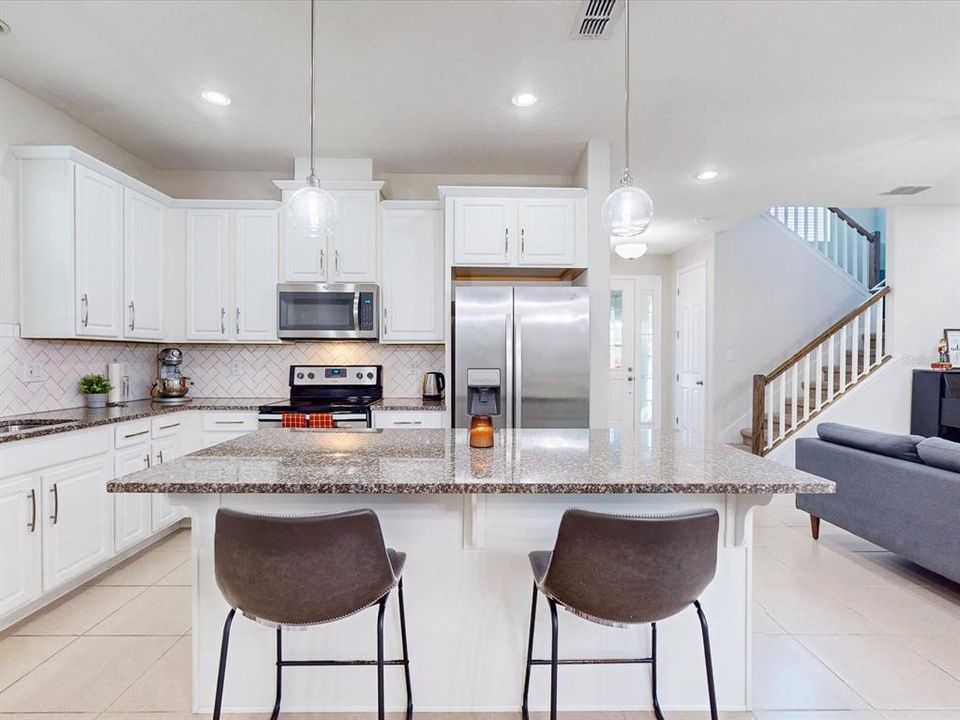 For Sale: $475,000 (3 beds, 2 baths, 2120 Square Feet)