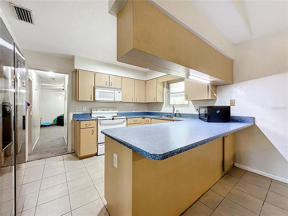 For Sale: $355,000 (6 beds, 2 baths, 2383 Square Feet)