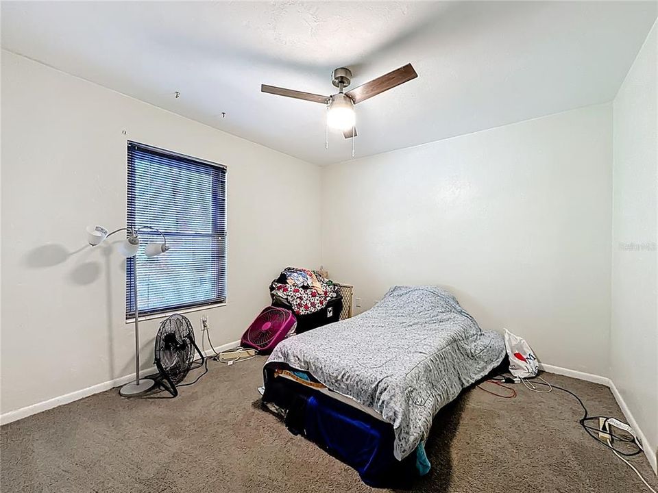 For Sale: $355,000 (6 beds, 2 baths, 2383 Square Feet)