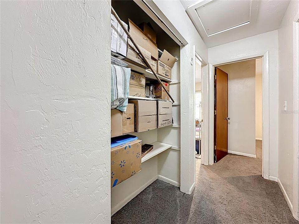 For Sale: $355,000 (6 beds, 2 baths, 2383 Square Feet)