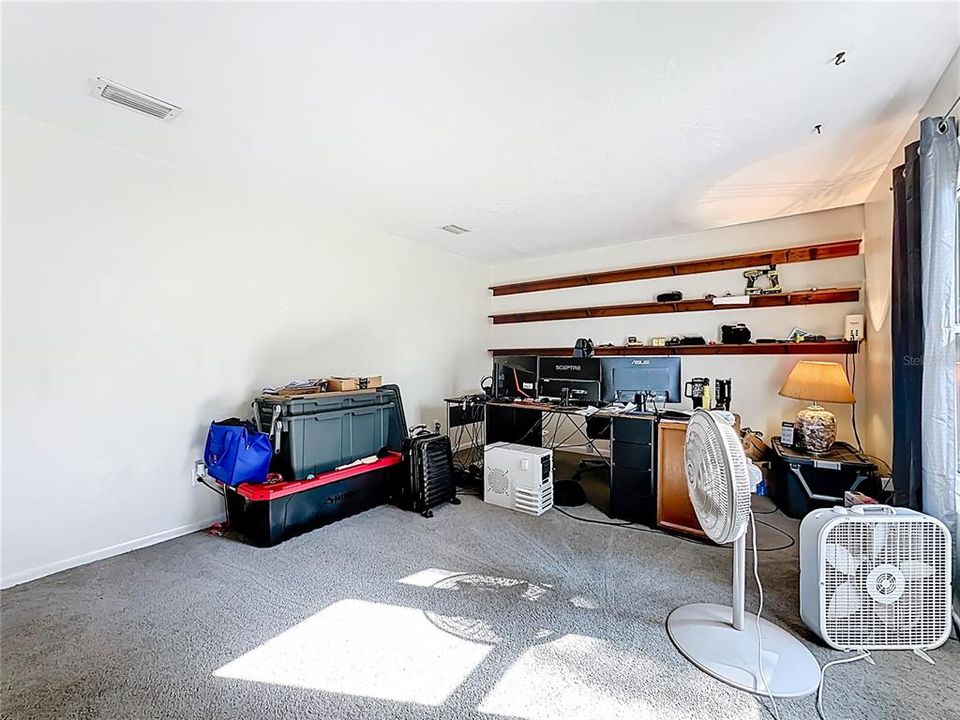 For Sale: $355,000 (6 beds, 2 baths, 2383 Square Feet)