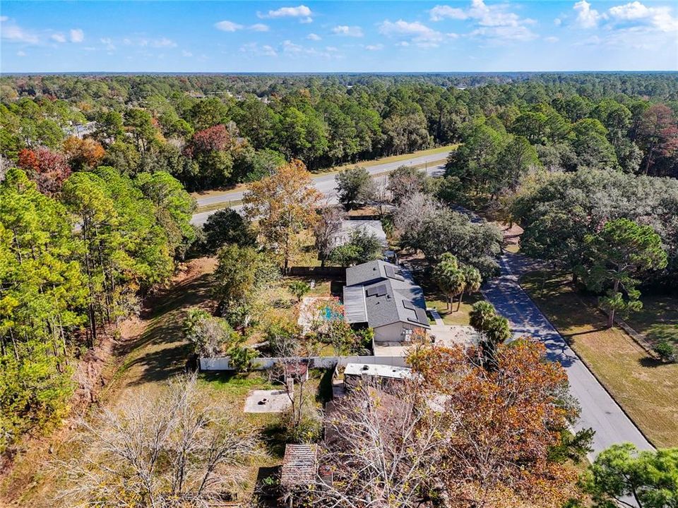 For Sale: $355,000 (6 beds, 2 baths, 2383 Square Feet)