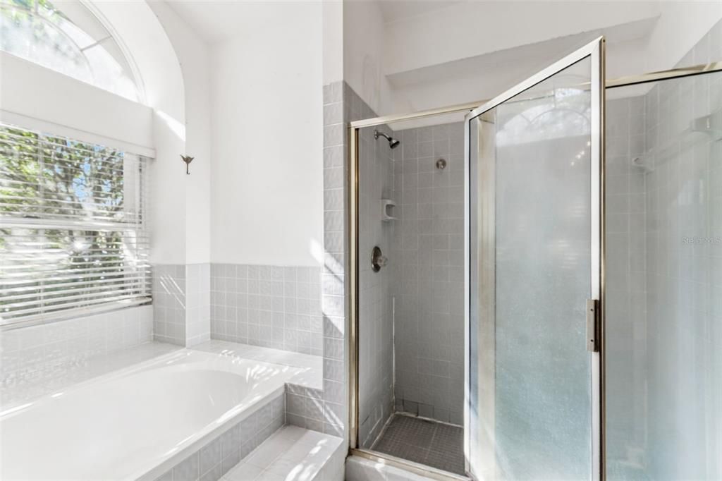 For Sale: $349,000 (4 beds, 2 baths, 2102 Square Feet)