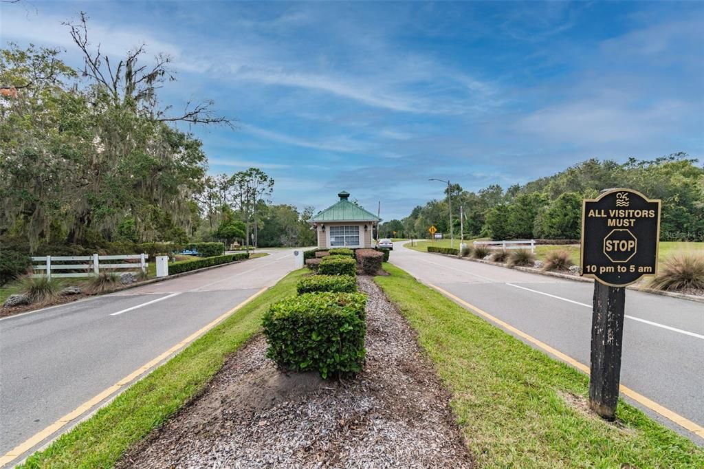 For Sale: $349,000 (4 beds, 2 baths, 2102 Square Feet)