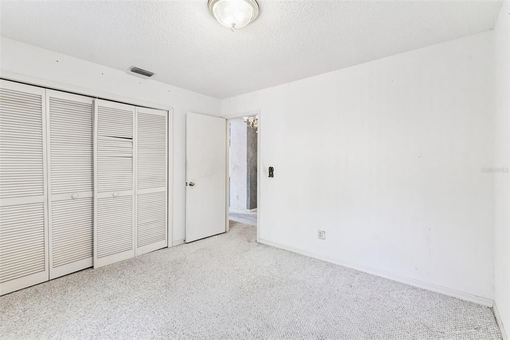 For Sale: $349,000 (4 beds, 2 baths, 2102 Square Feet)