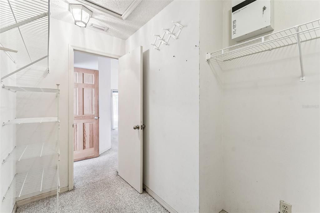 For Sale: $349,000 (4 beds, 2 baths, 2102 Square Feet)