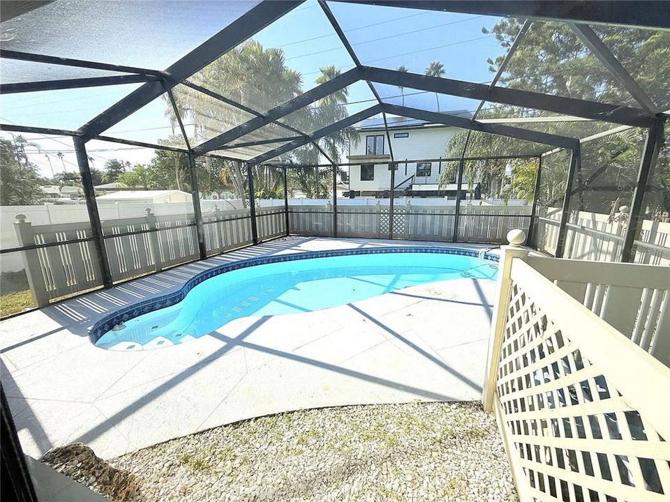 For Rent: $2,950 (2 beds, 2 baths, 1084 Square Feet)