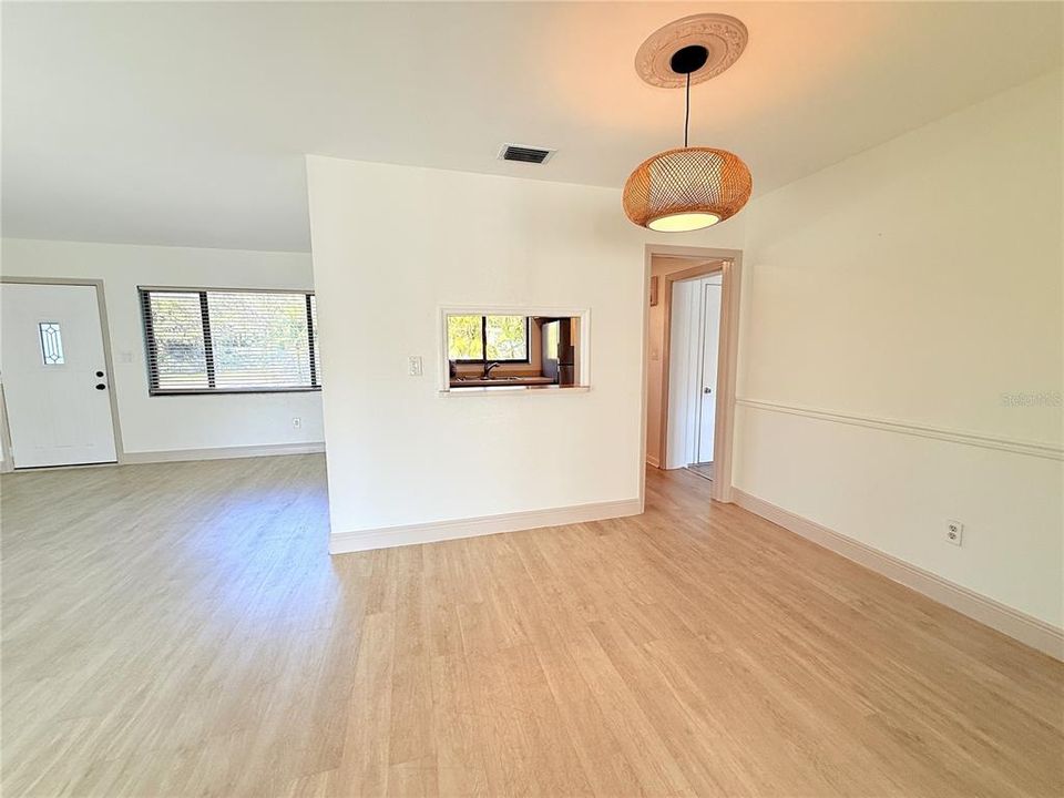 For Rent: $2,950 (2 beds, 2 baths, 1084 Square Feet)