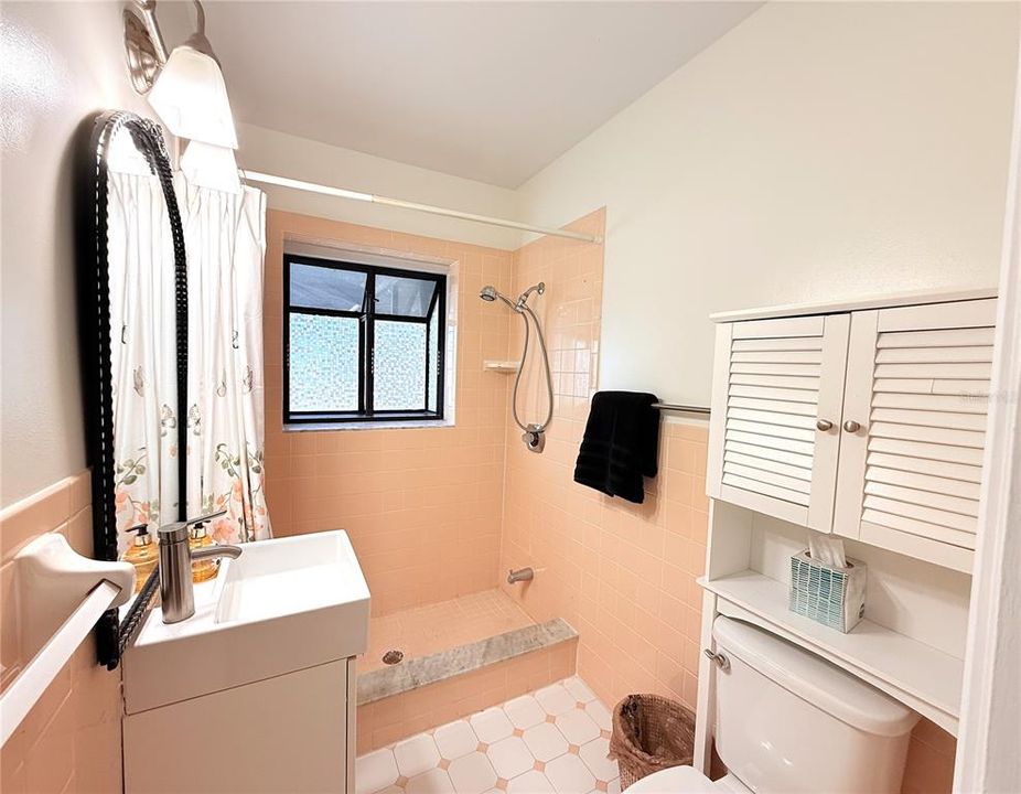 For Rent: $2,950 (2 beds, 2 baths, 1084 Square Feet)