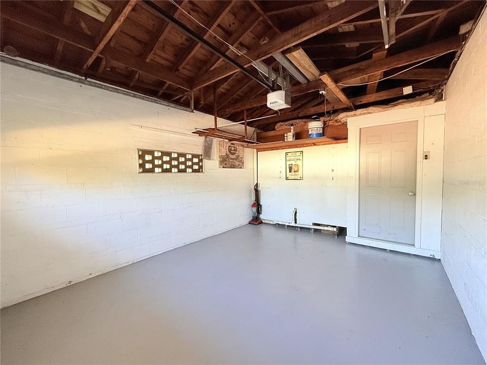 For Rent: $2,950 (2 beds, 2 baths, 1084 Square Feet)