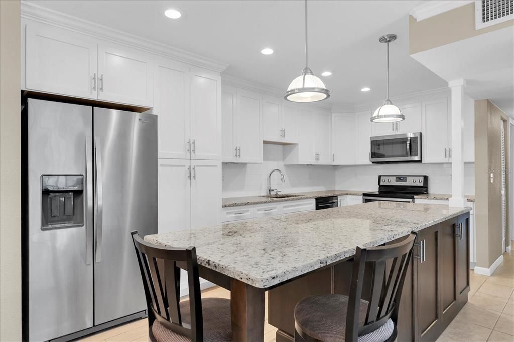 На продажу: $239,900 (3 спален, 2 ванн, 1396 Квадратных фут)