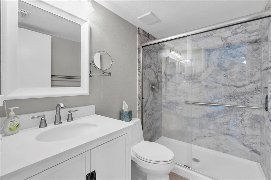 На продажу: $239,900 (3 спален, 2 ванн, 1396 Квадратных фут)