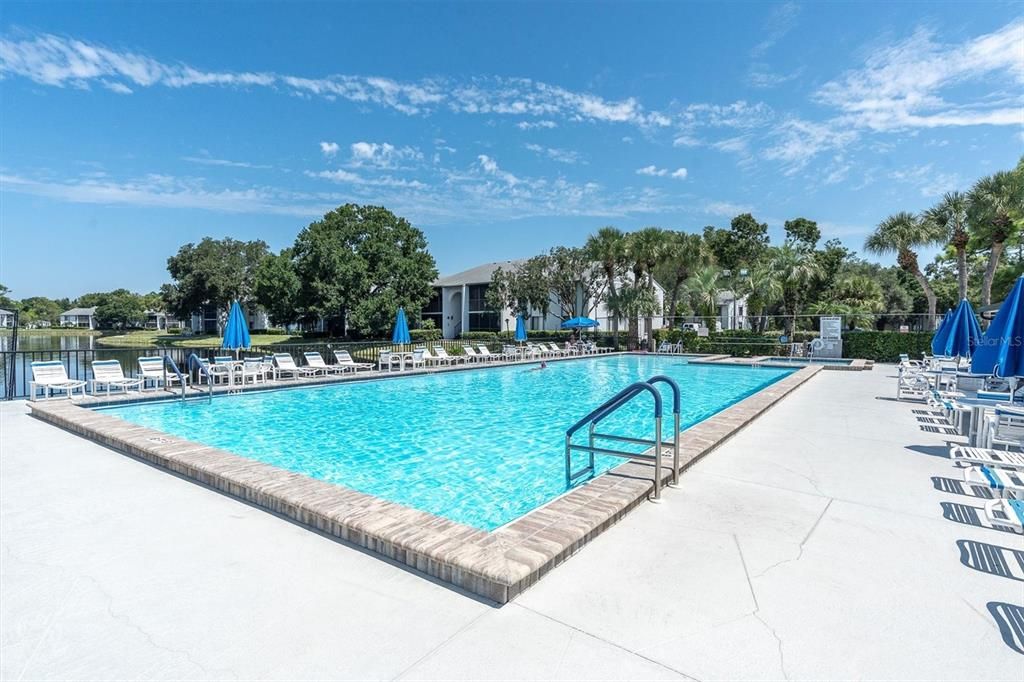 На продажу: $239,900 (3 спален, 2 ванн, 1396 Квадратных фут)