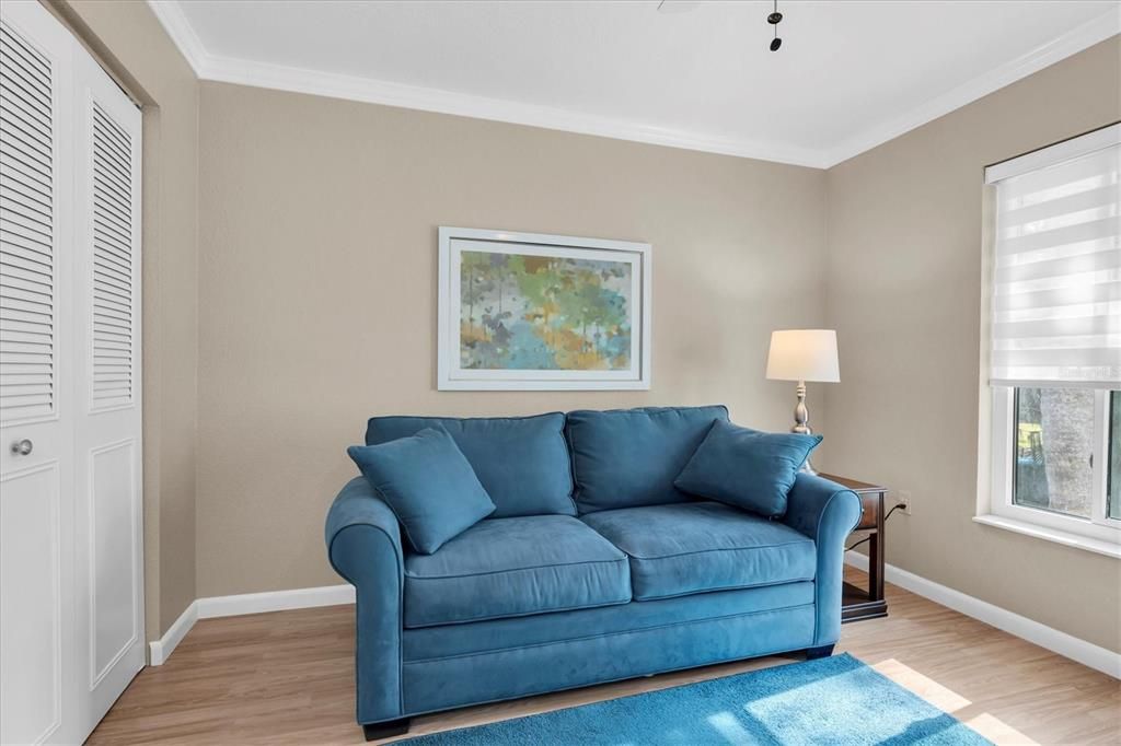 На продажу: $239,900 (3 спален, 2 ванн, 1396 Квадратных фут)