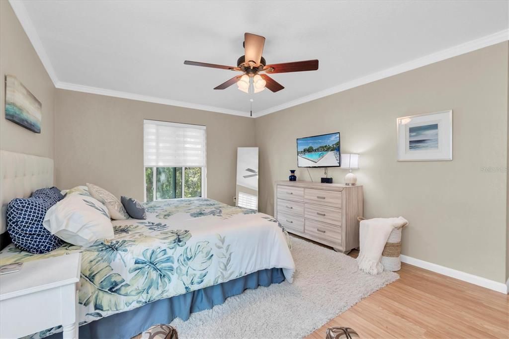 На продажу: $239,900 (3 спален, 2 ванн, 1396 Квадратных фут)