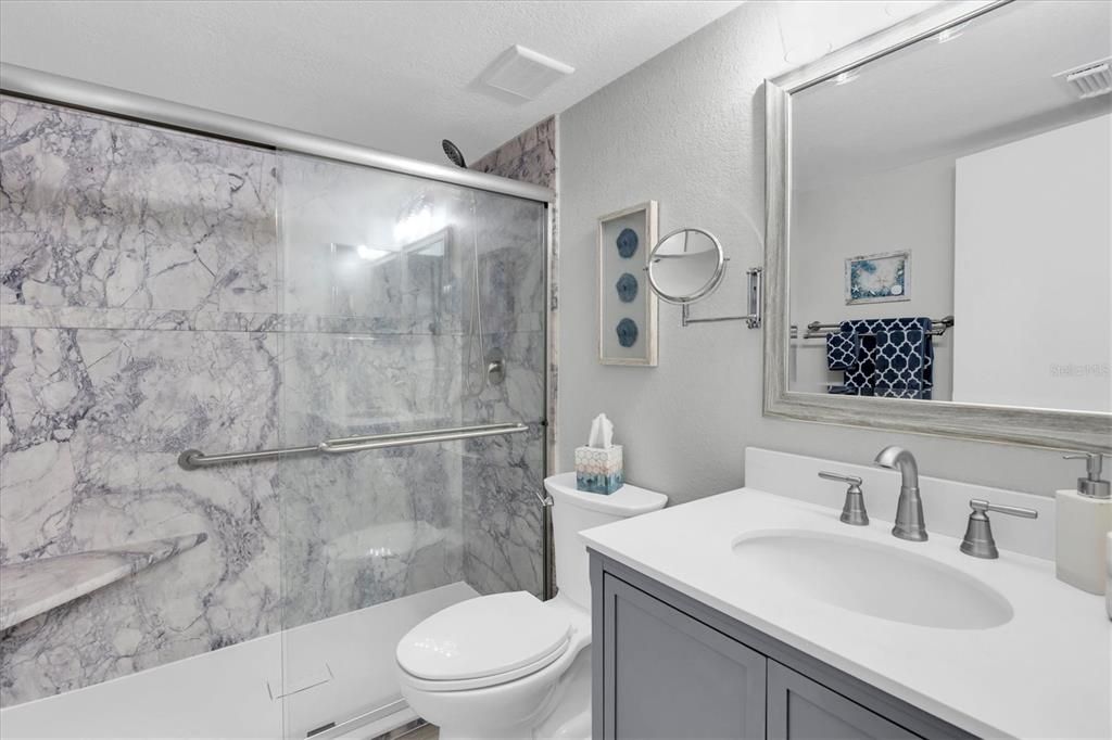 На продажу: $239,900 (3 спален, 2 ванн, 1396 Квадратных фут)