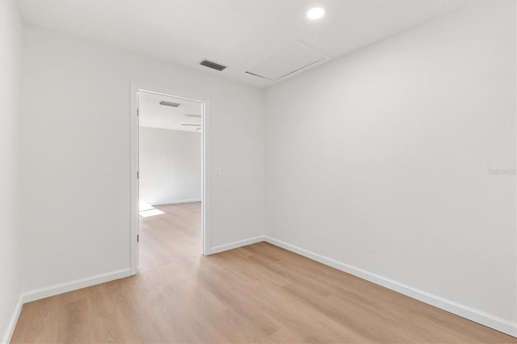 For Sale: $525,000 (4 beds, 3 baths, 3068 Square Feet)