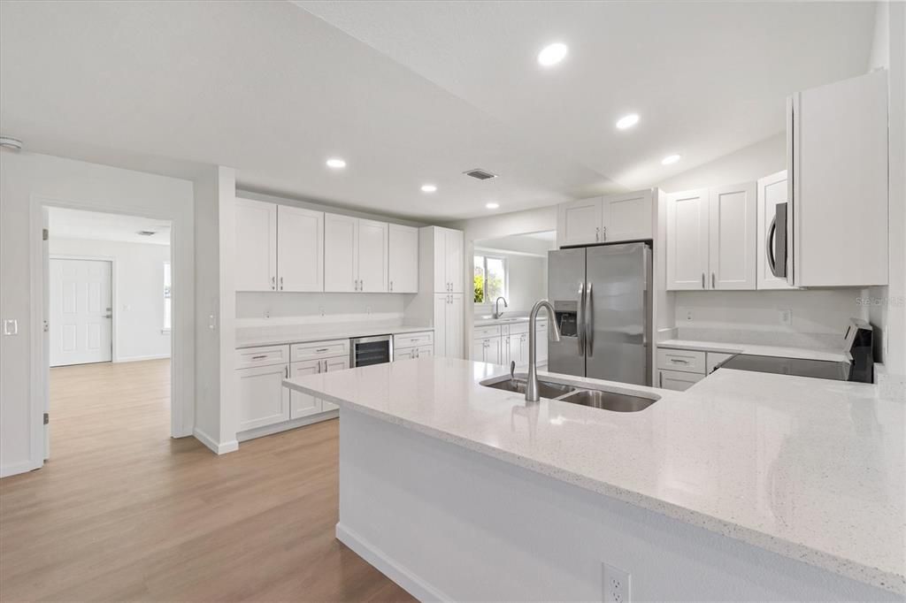 For Sale: $525,000 (4 beds, 3 baths, 3068 Square Feet)