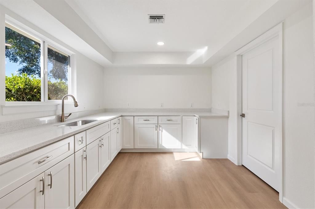 For Sale: $525,000 (4 beds, 3 baths, 3068 Square Feet)