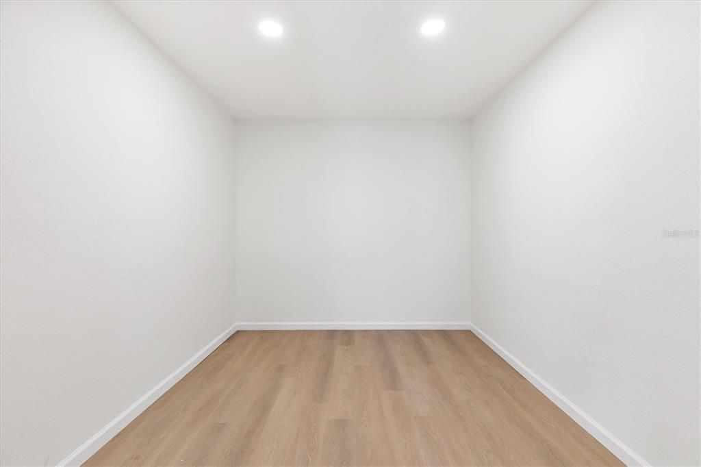 For Sale: $525,000 (4 beds, 3 baths, 3068 Square Feet)