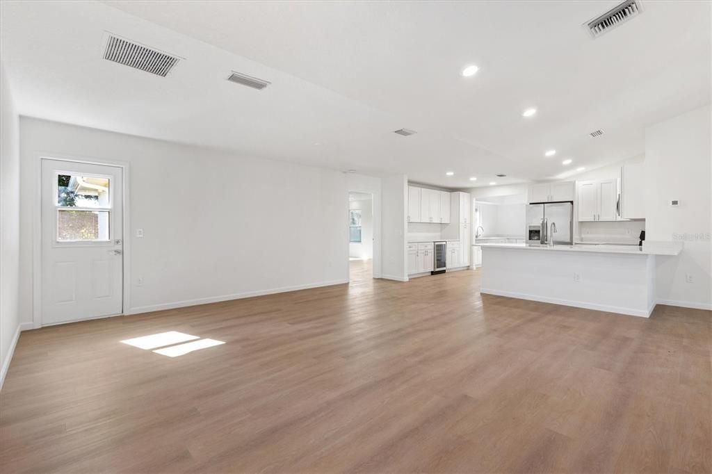 For Sale: $525,000 (4 beds, 3 baths, 3068 Square Feet)