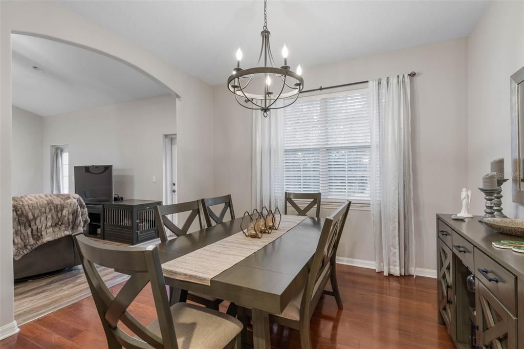 待售: $499,000 (3 贝兹, 2 浴室, 1945 平方英尺)