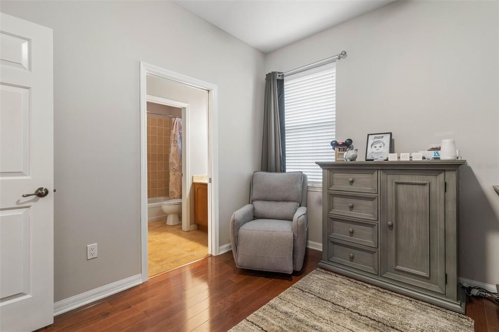 待售: $499,000 (3 贝兹, 2 浴室, 1945 平方英尺)