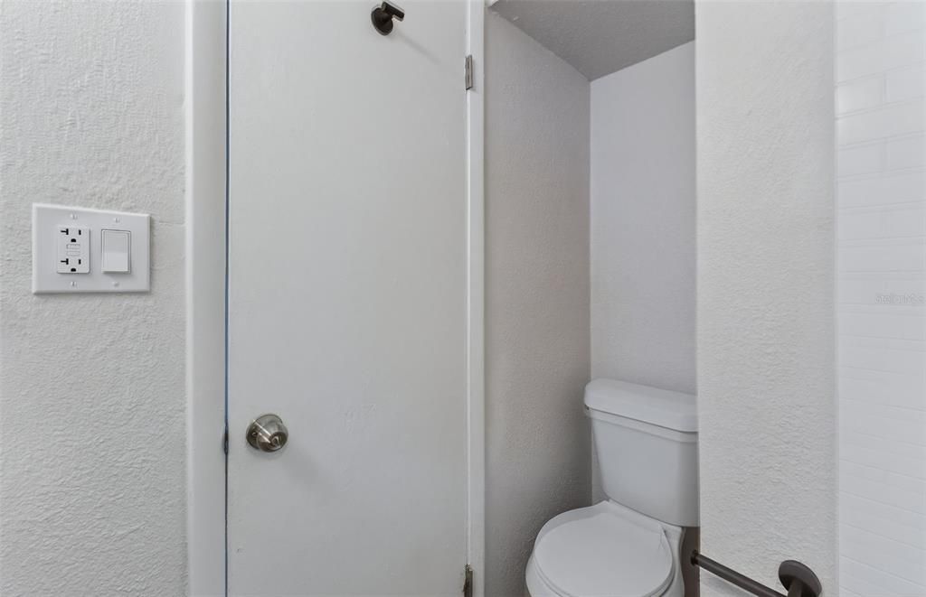 For Sale: $490,000 (5 beds, 0 baths, 1501 Square Feet)