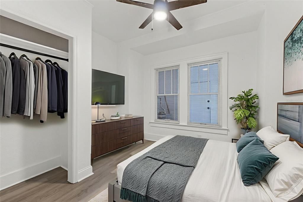 For Sale: $490,000 (5 beds, 0 baths, 1501 Square Feet)