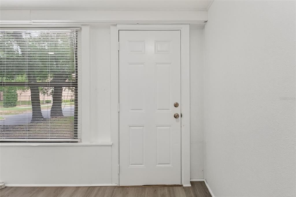 For Sale: $490,000 (5 beds, 0 baths, 1501 Square Feet)