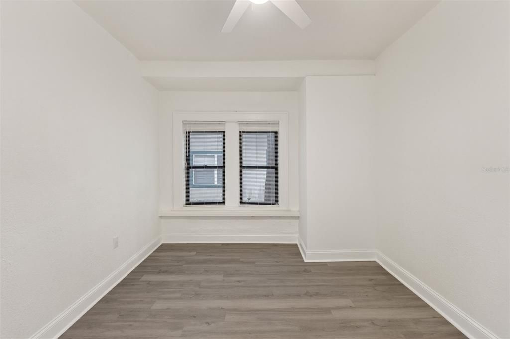 For Sale: $490,000 (5 beds, 0 baths, 1501 Square Feet)