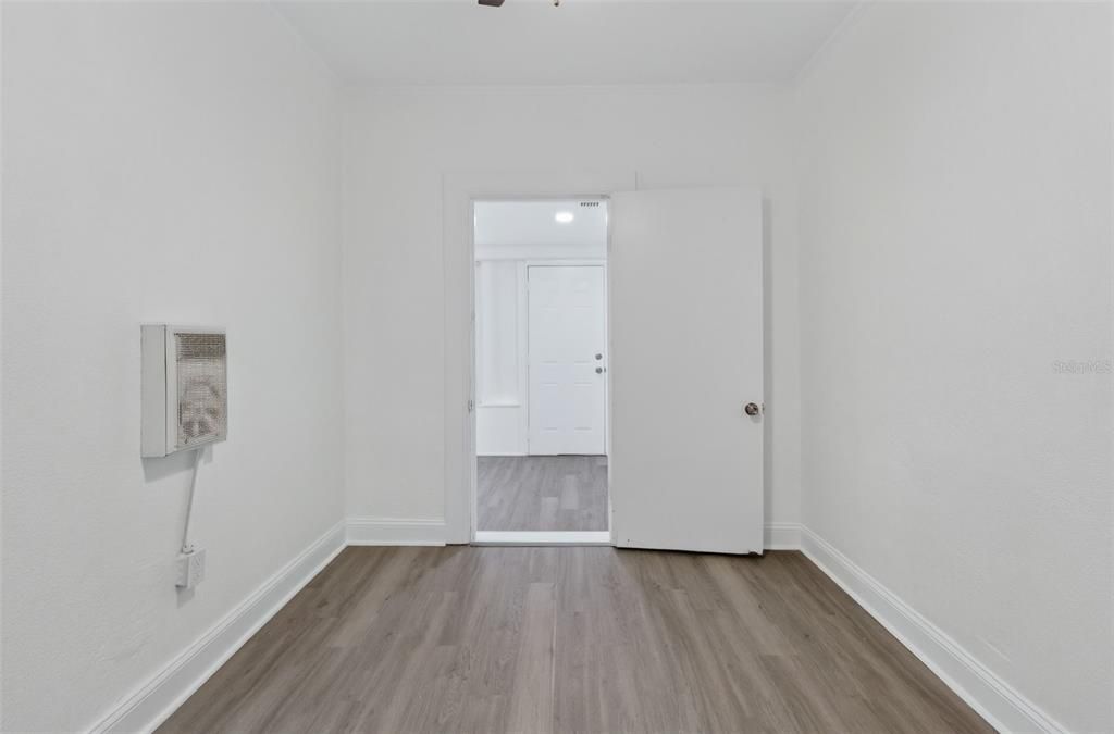 For Sale: $490,000 (5 beds, 0 baths, 1501 Square Feet)