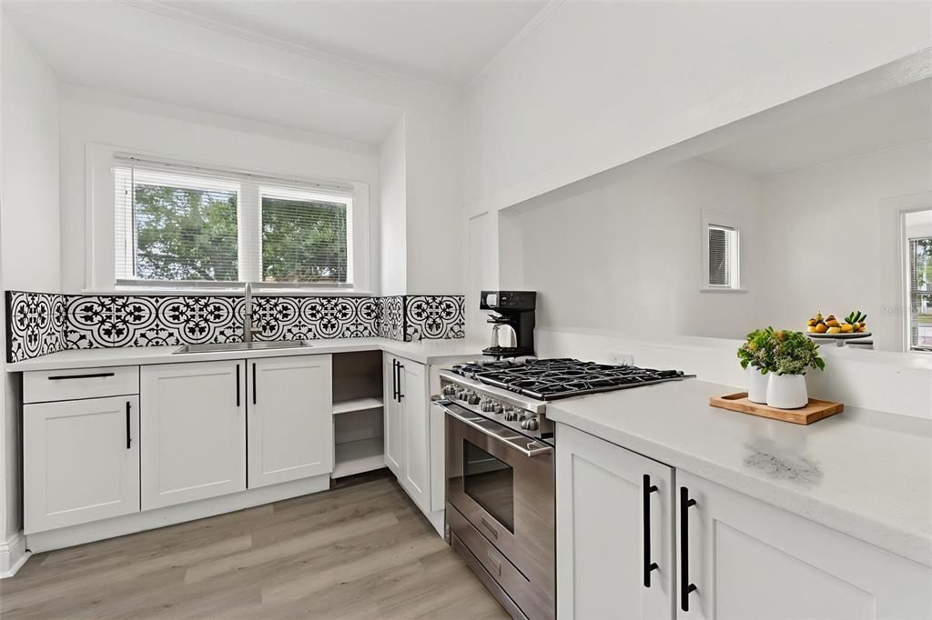 For Sale: $490,000 (5 beds, 0 baths, 1501 Square Feet)