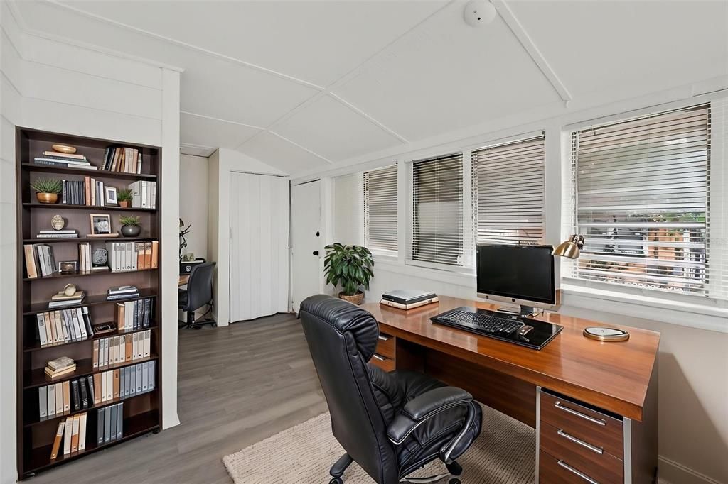 For Sale: $490,000 (5 beds, 0 baths, 1501 Square Feet)