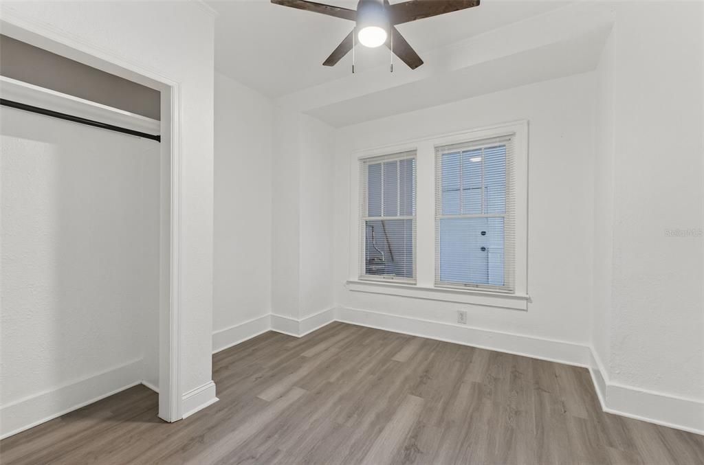 For Sale: $490,000 (5 beds, 0 baths, 1501 Square Feet)