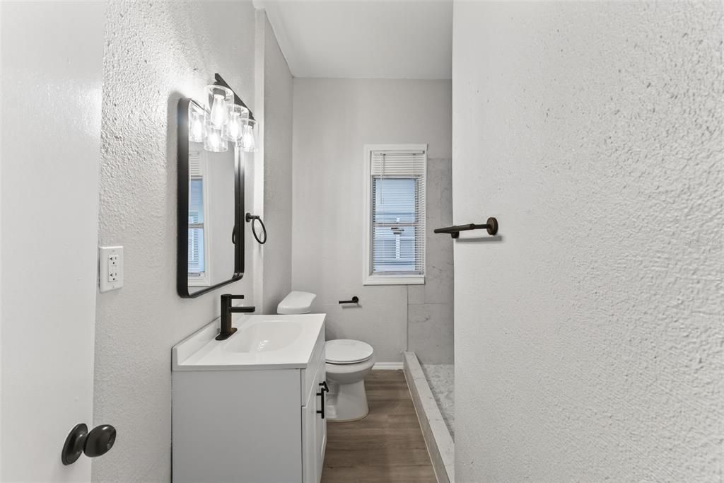 For Sale: $490,000 (5 beds, 0 baths, 1501 Square Feet)