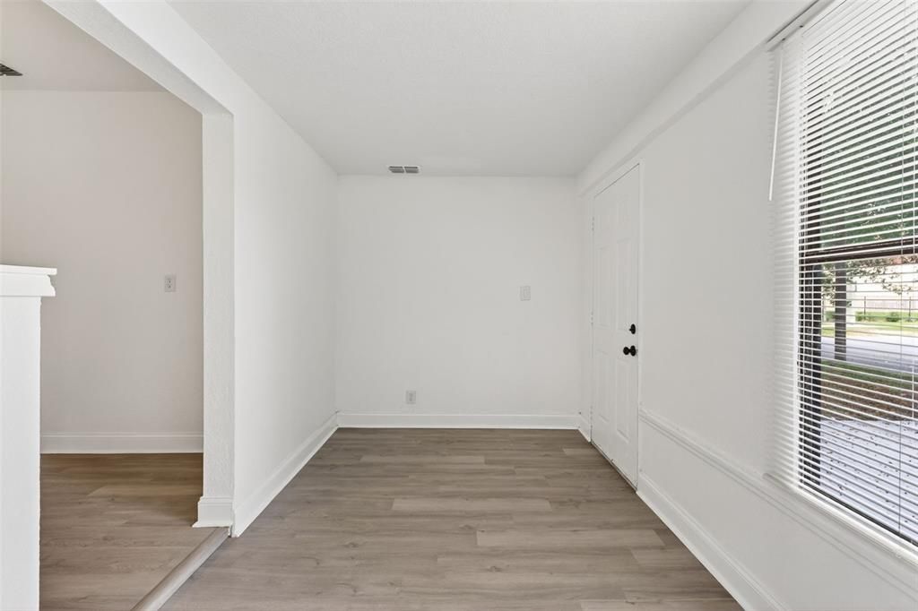 For Sale: $490,000 (5 beds, 0 baths, 1501 Square Feet)