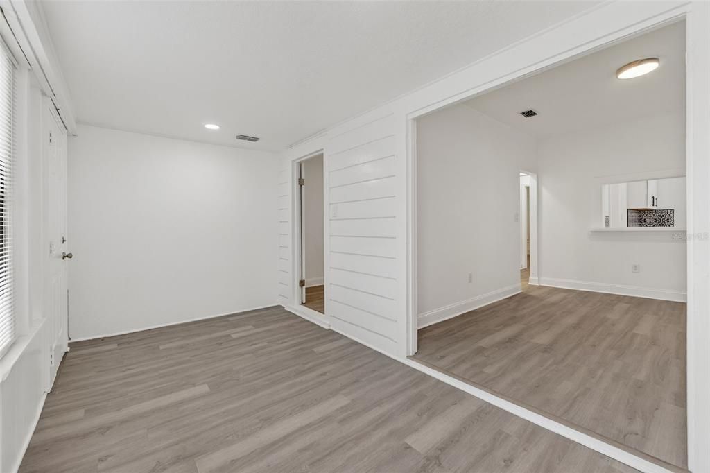 For Sale: $490,000 (5 beds, 0 baths, 1501 Square Feet)