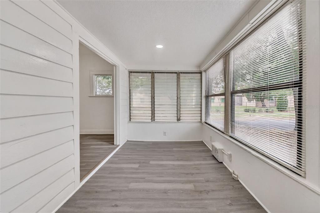 For Sale: $490,000 (5 beds, 0 baths, 1501 Square Feet)