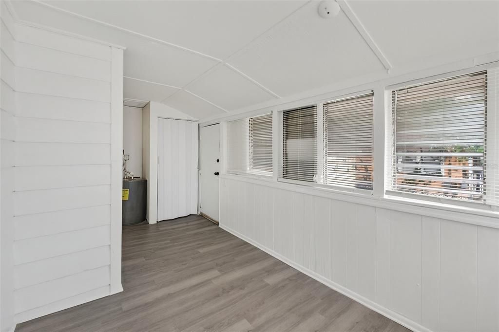 For Sale: $490,000 (5 beds, 0 baths, 1501 Square Feet)