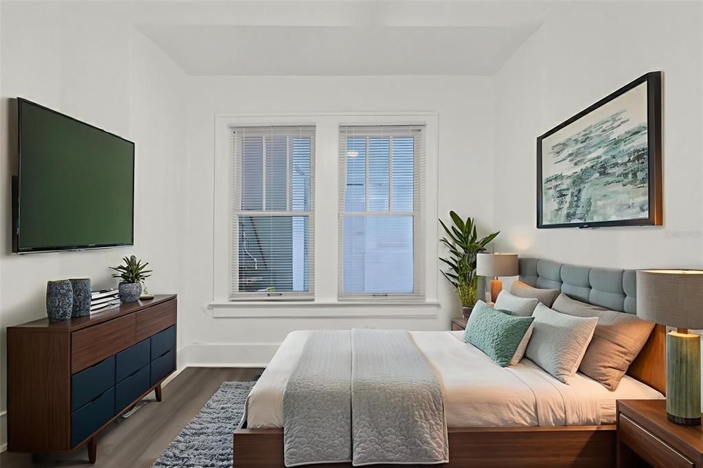 For Sale: $490,000 (5 beds, 0 baths, 1501 Square Feet)