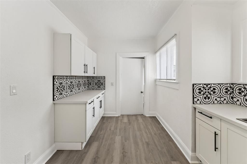 For Sale: $490,000 (5 beds, 0 baths, 1501 Square Feet)