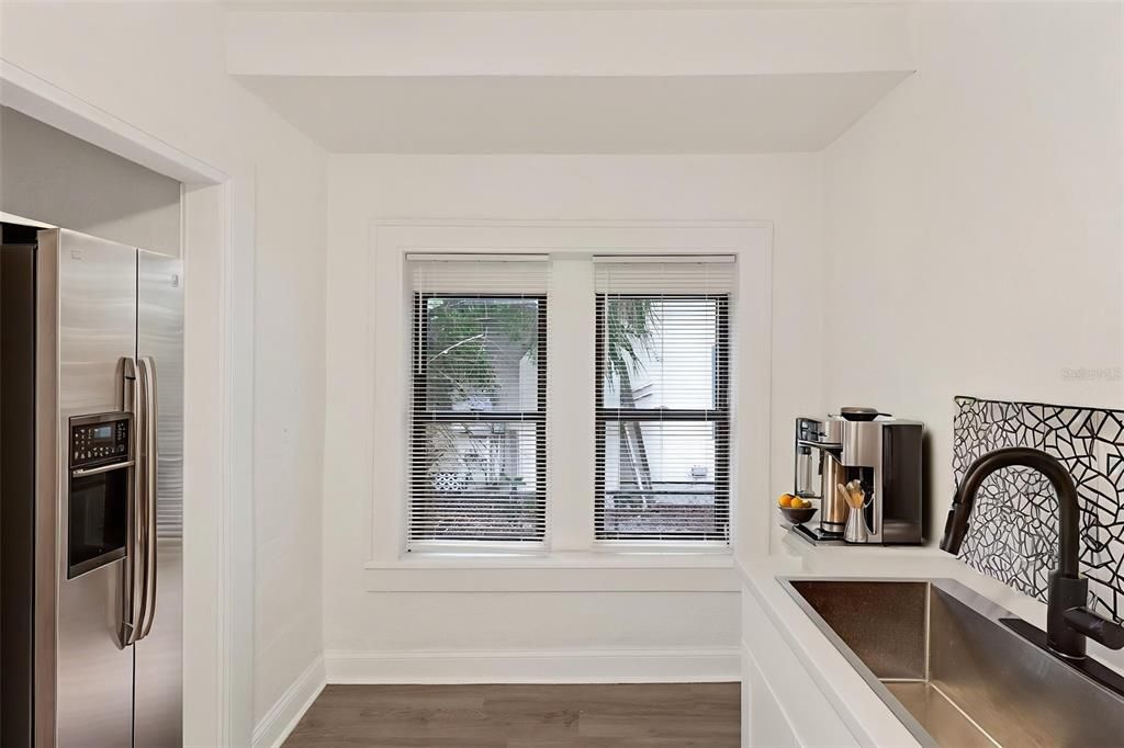 For Sale: $490,000 (5 beds, 0 baths, 1501 Square Feet)