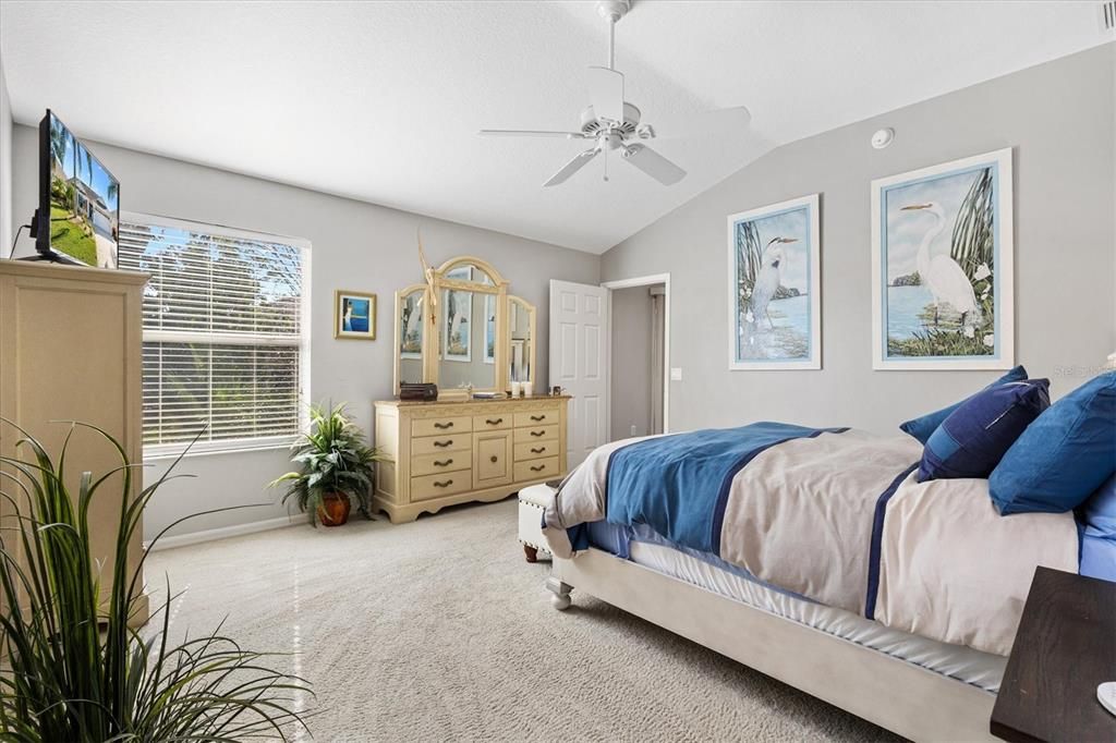 待售: $395,000 (3 贝兹, 2 浴室, 1644 平方英尺)