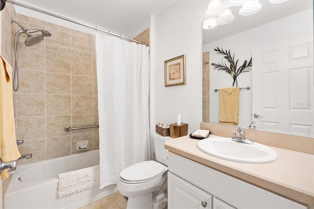 待售: $395,000 (3 贝兹, 2 浴室, 1644 平方英尺)