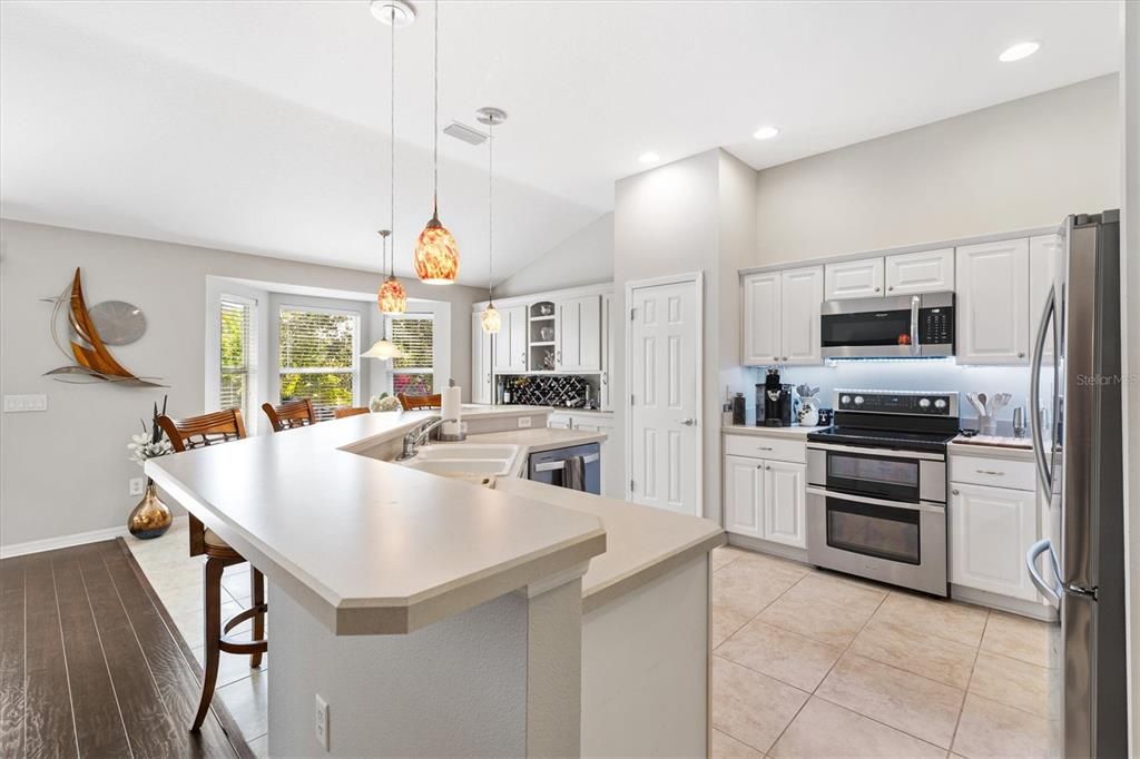 待售: $395,000 (3 贝兹, 2 浴室, 1644 平方英尺)