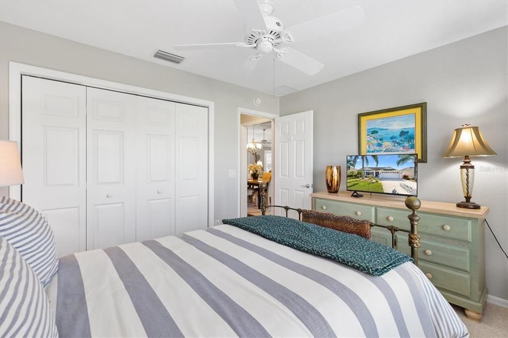 待售: $395,000 (3 贝兹, 2 浴室, 1644 平方英尺)