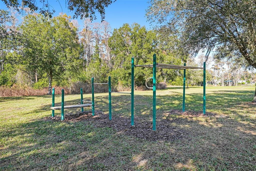 For Sale: $850,000 (4 beds, 2 baths, 2566 Square Feet)