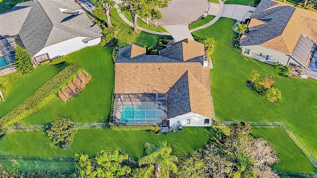 For Sale: $850,000 (4 beds, 2 baths, 2566 Square Feet)