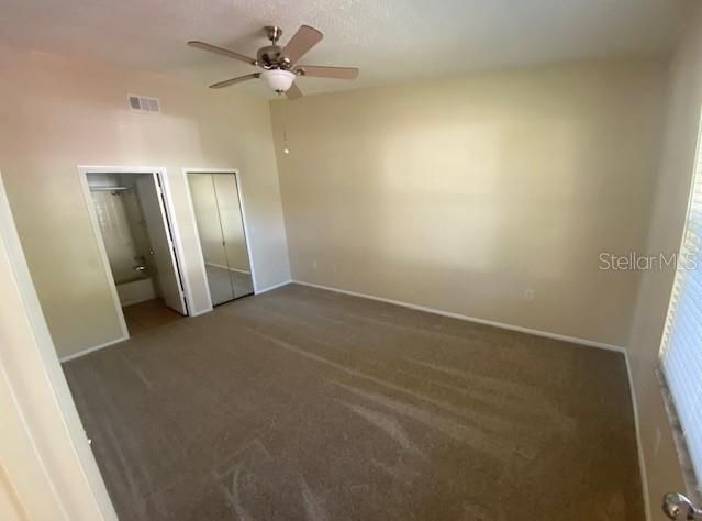 For Rent: $1,450 (2 beds, 2 baths, 889 Square Feet)